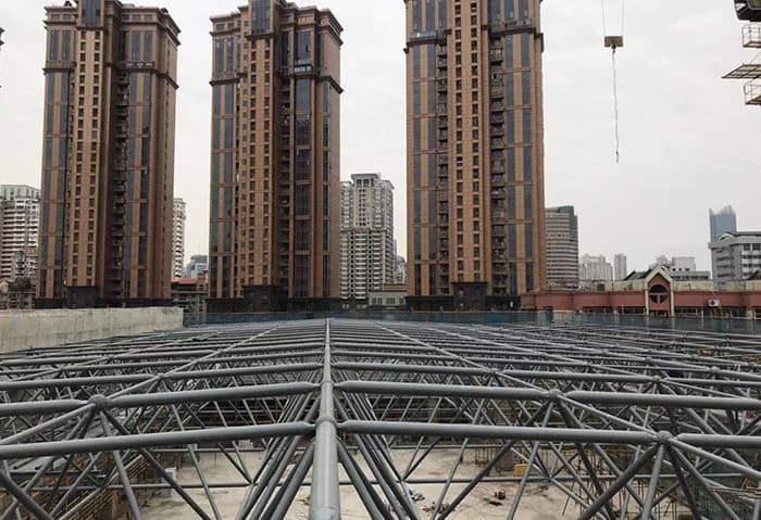 黄石螺栓球网架结构